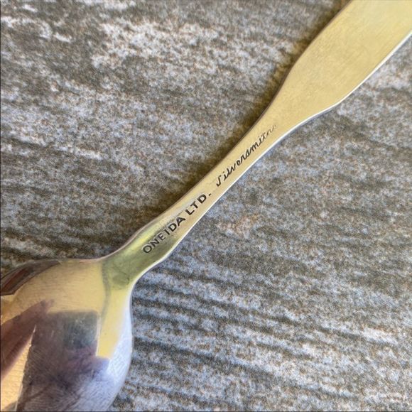 Vintage | 1972 Noel Collector Spoon #3 - Picture 3 of 4